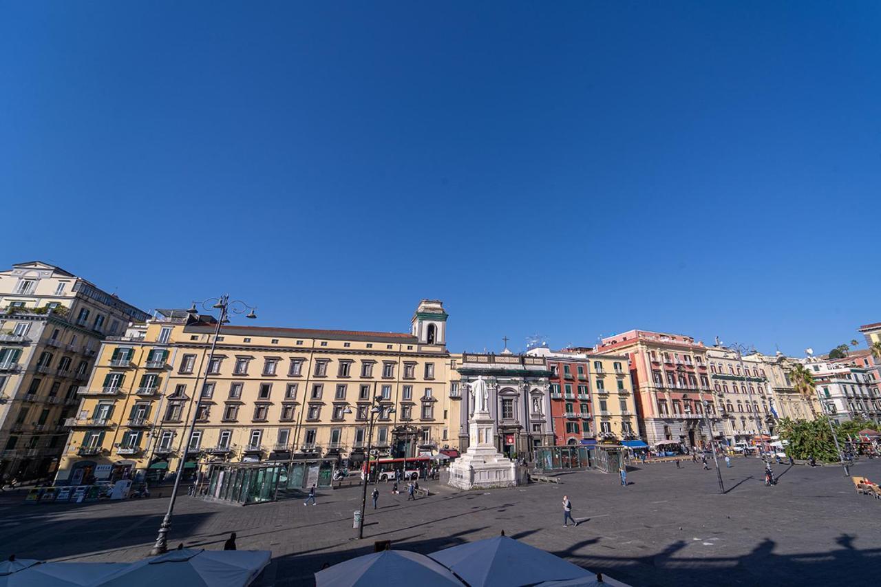 Royal House Napoli Centro, By Clapa Group Hotell Exteriör bild