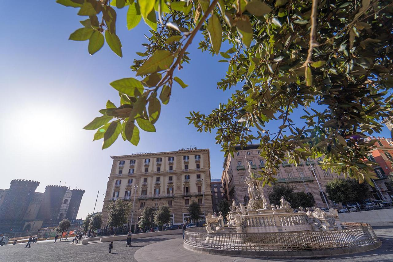 Royal House Napoli Centro, By Clapa Group Hotell Exteriör bild
