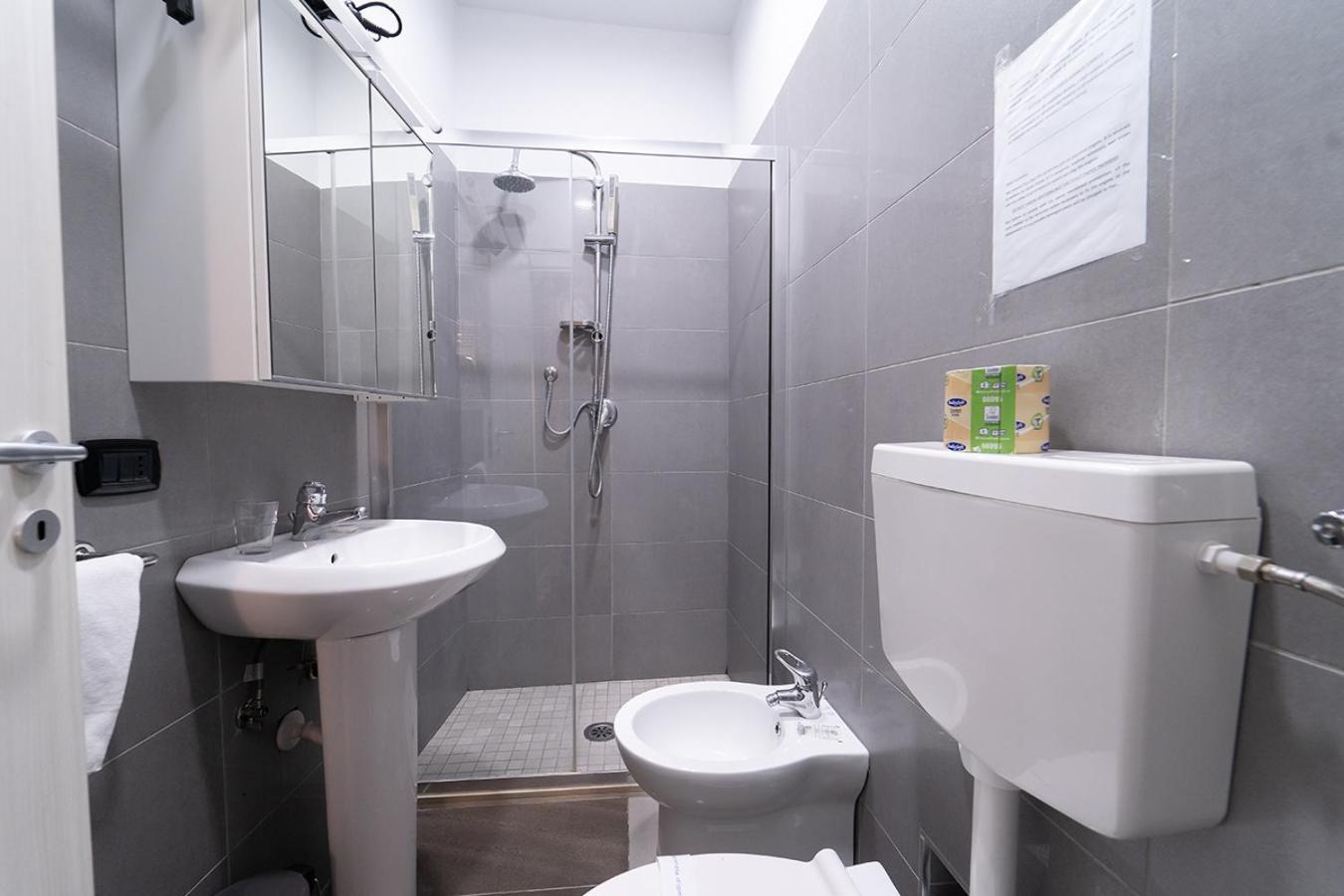 Royal House Napoli Centro, By Clapa Group Hotell Rum bild