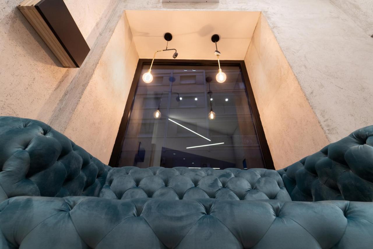 Royal House Napoli Centro, By Clapa Group Hotell Exteriör bild