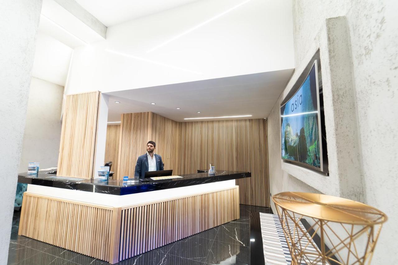 Royal House Napoli Centro, By Clapa Group Hotell Exteriör bild
