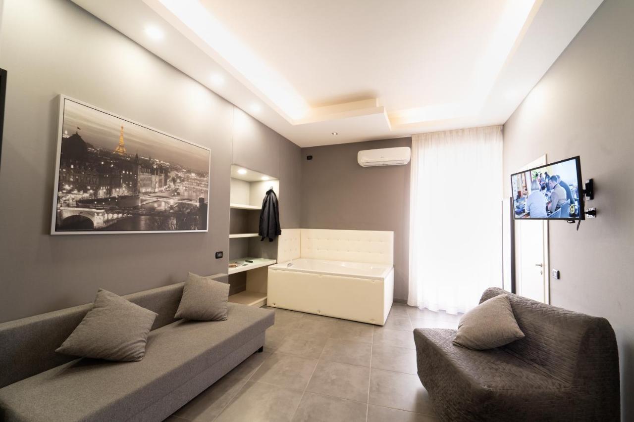 Royal House Napoli Centro, By Clapa Group Hotell Exteriör bild