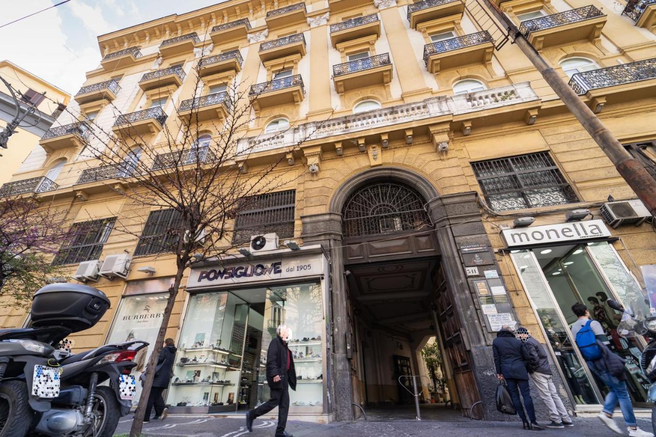 Royal House Napoli Centro, By Clapa Group Hotell Exteriör bild